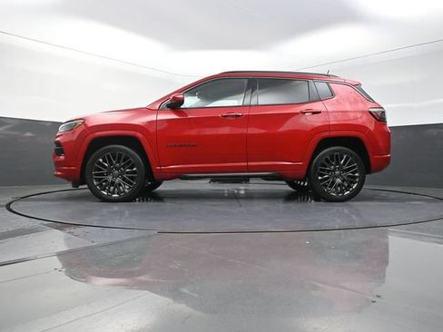 Used 2022 Jeep Compass Limited w/ (RED) Package AWD/4WD image 34