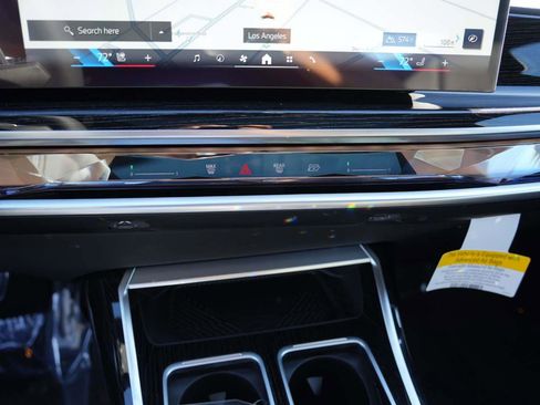 New 2026 BMW 740i 740i RWD w/ Premium Package image 22