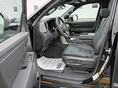 New 2026 Toyota Sequoia Platinum image 9