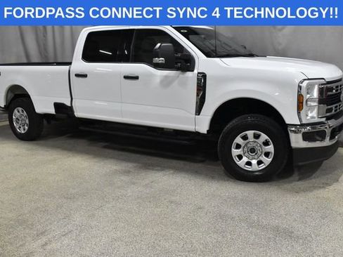 Used 2024 Ford F250 XLT image 3