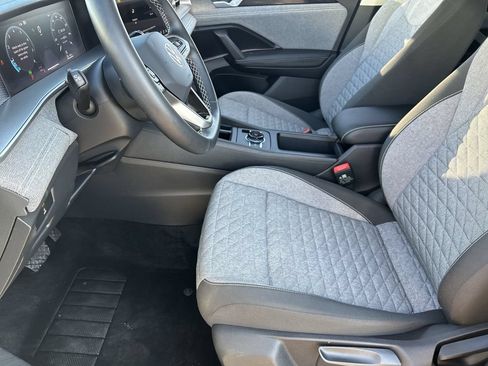 Certified 2026 Volkswagen Tiguan S FWD image 16