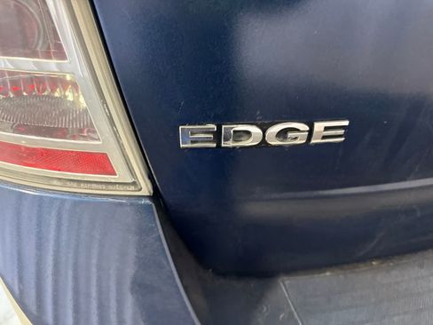 Used 2010 Ford Edge SE FWD image 13