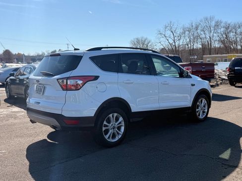Used 2018 Ford Escape SE image 7