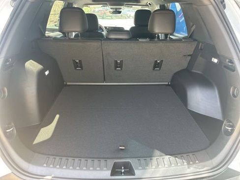New 2026 Chevrolet Equinox RS w/ Convenience Package III AWD/4WD image 13
