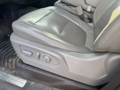 Used 2019 Chevrolet Silverado 1500 LT w/ All-Star Edition image 12