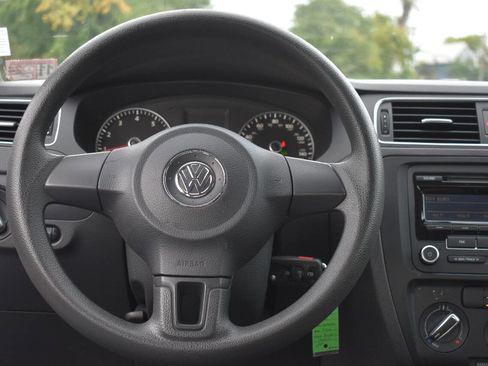 Used 2012 Volkswagen Jetta SE image 18