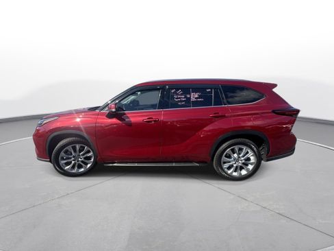 Used 2023 Toyota Highlander Limited FWD image 9