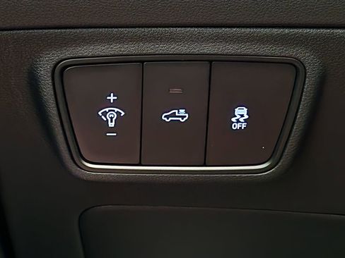 Certified 2024 Hyundai Santa Cruz Limited AWD/4WD image 22