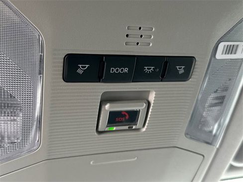 Certified 2025 Toyota RAV4 LE image 27