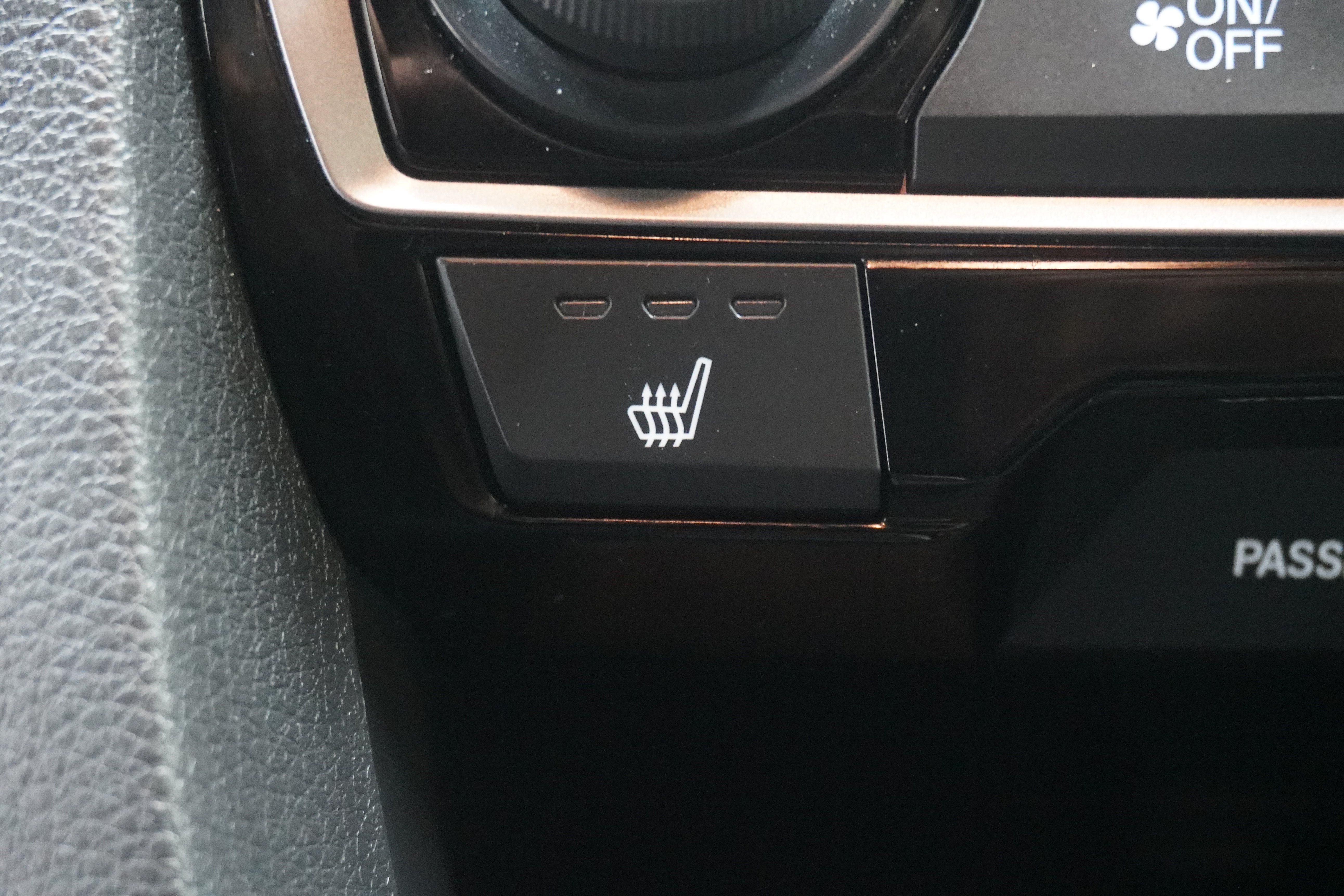 Used 2019 Honda Civic Sport Touring image 22