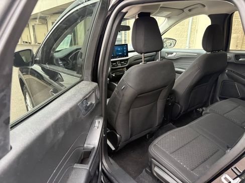 Used 2023 Ford Escape Active w/ Tech Pack #2 AWD/4WD image 25