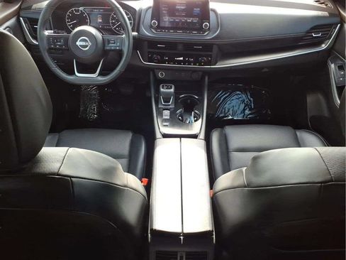 Used 2023 Nissan Rogue SV w/ SV Premium B Package FWD image 9