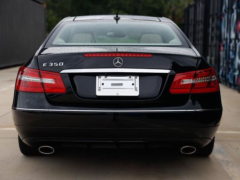 Used 2010 Mercedes-Benz E 350 Coupe image 7