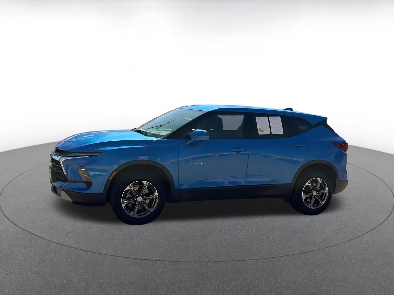 Used 2026 Chevrolet Blazer LT FWD image 8