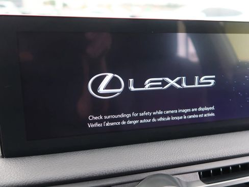 Used 2023 Lexus IS 500 image 32
