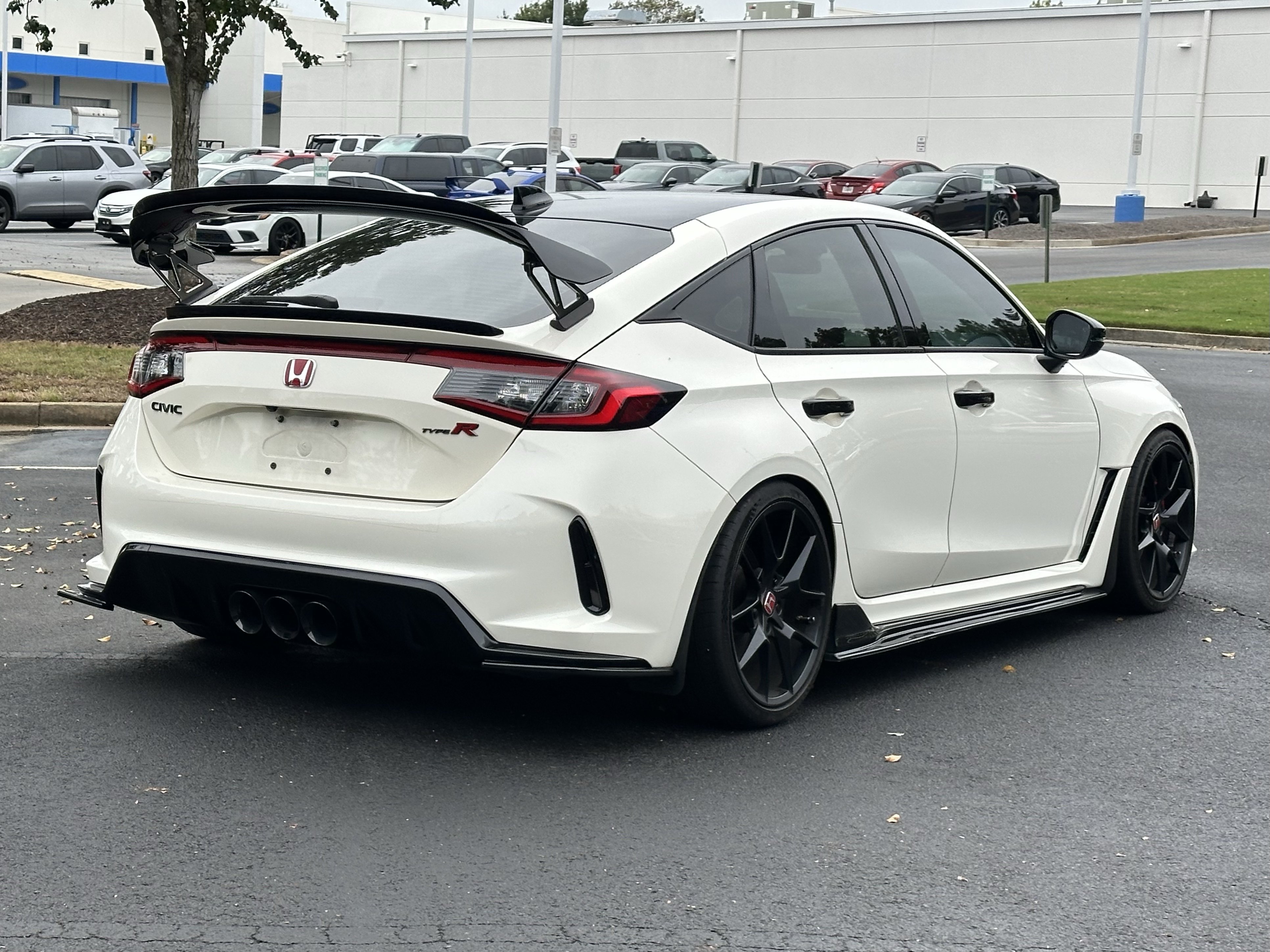 Used 2024 Honda Civic Type R image 12