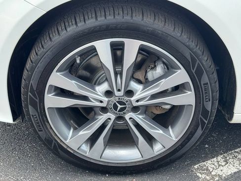 Used 2021 Mercedes-Benz C 300 4MATIC Sedan image 42