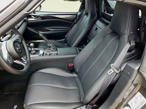 New 2026 MAZDA MX-5 Miata RF Grand Touring RWD image 17