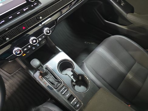 Certified 2025 Honda Civic Sport image 22