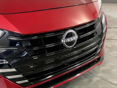 Used 2025 Nissan Versa SV FWD image 28