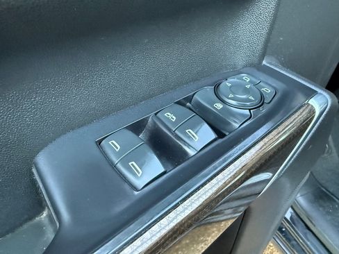 Used 2021 Chevrolet Silverado 1500 RST image 32