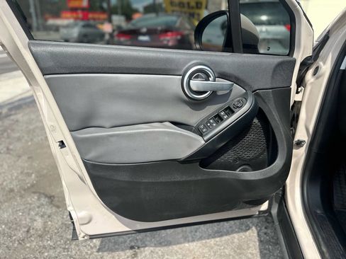 Used 2016 FIAT 500X Easy image 11