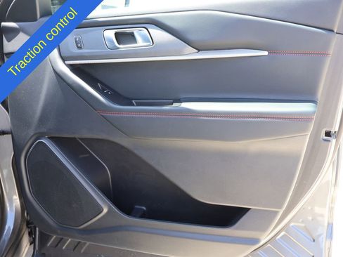 Used 2025 Ford Explorer ST-Line w/ ST-Line Street Pack AWD/4WD image 8