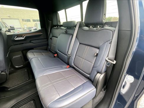 Used 2022 Chevrolet Silverado 1500 High Country image 22