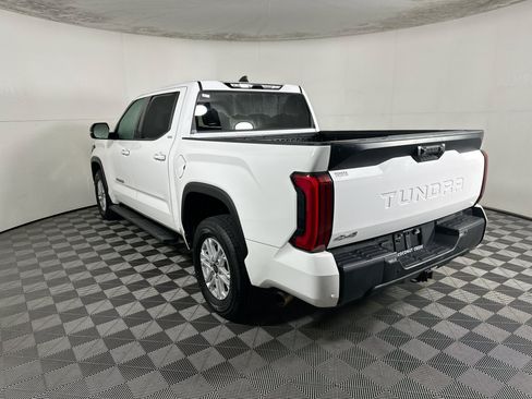 Used 2025 Toyota Tundra SR5 w/ SR5 Premium Package AWD/4WD image 5