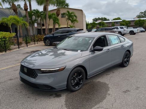 New 2025 Honda Accord SE image 9