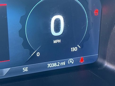 Used 2024 Ford Ranger Lariat w/ FX4 Off-Road Package image 17