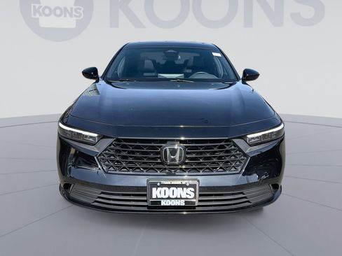 Used 2023 Honda Accord Sport image 11