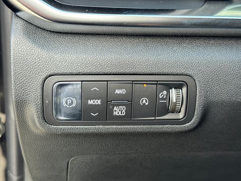 New 2026 GMC Terrain Elevation AWD/4WD image 31