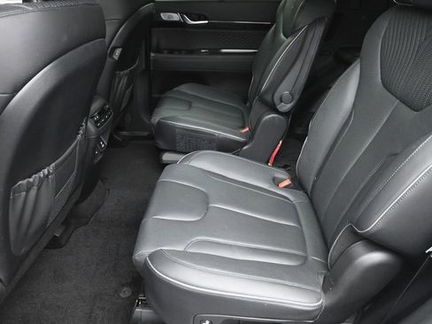 Used 2024 Hyundai Palisade Calligraphy image 11