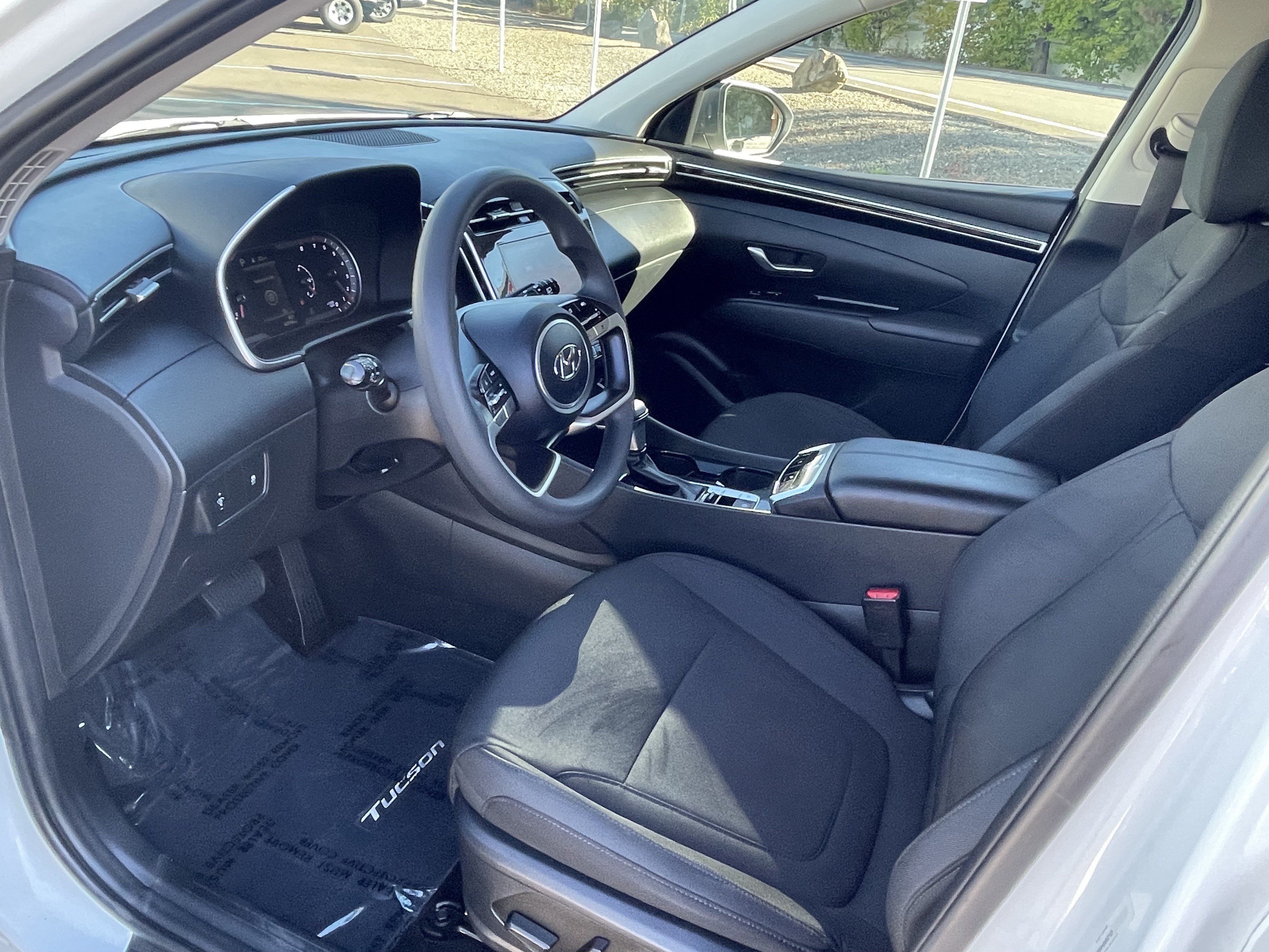 Certified 2022 Hyundai Tucson SEL w/ Cargo Package AWD/4WD image 10