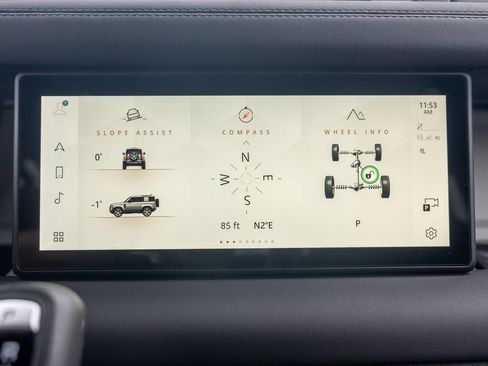 Used 2024 Land Rover Defender 90 S AWD/4WD image 23