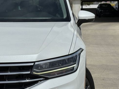 Used 2023 Volkswagen Tiguan SE image 5
