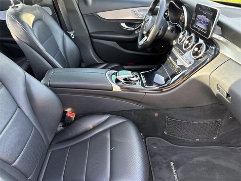 Used 2016 Mercedes-Benz C 300 Sedan image 9