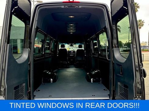 Used 2025 Mercedes-Benz Sprinter 3500 image 31
