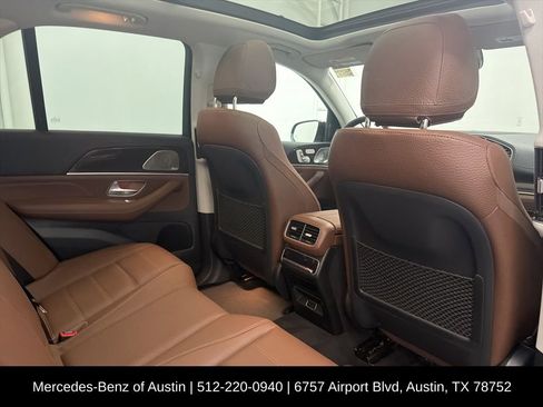 Used 2024 Mercedes-Benz GLE 450e 4MATIC image 26