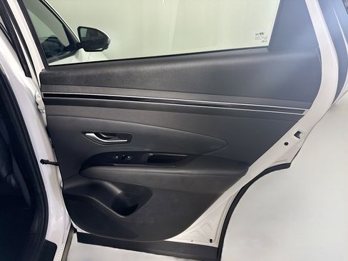 Used 2023 Hyundai Tucson Limited image 28