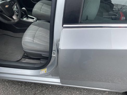 Used 2014 Chevrolet Sonic LT image 6