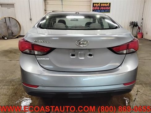 Used 2016 Hyundai Elantra SE FWD image 8