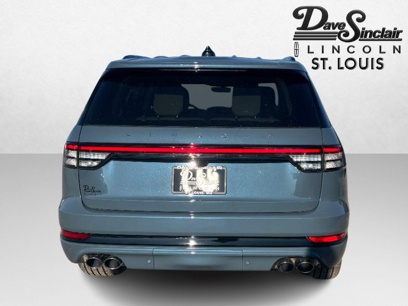 New 2026 Lincoln Aviator AWD w/ Jet Appearance Package image 7
