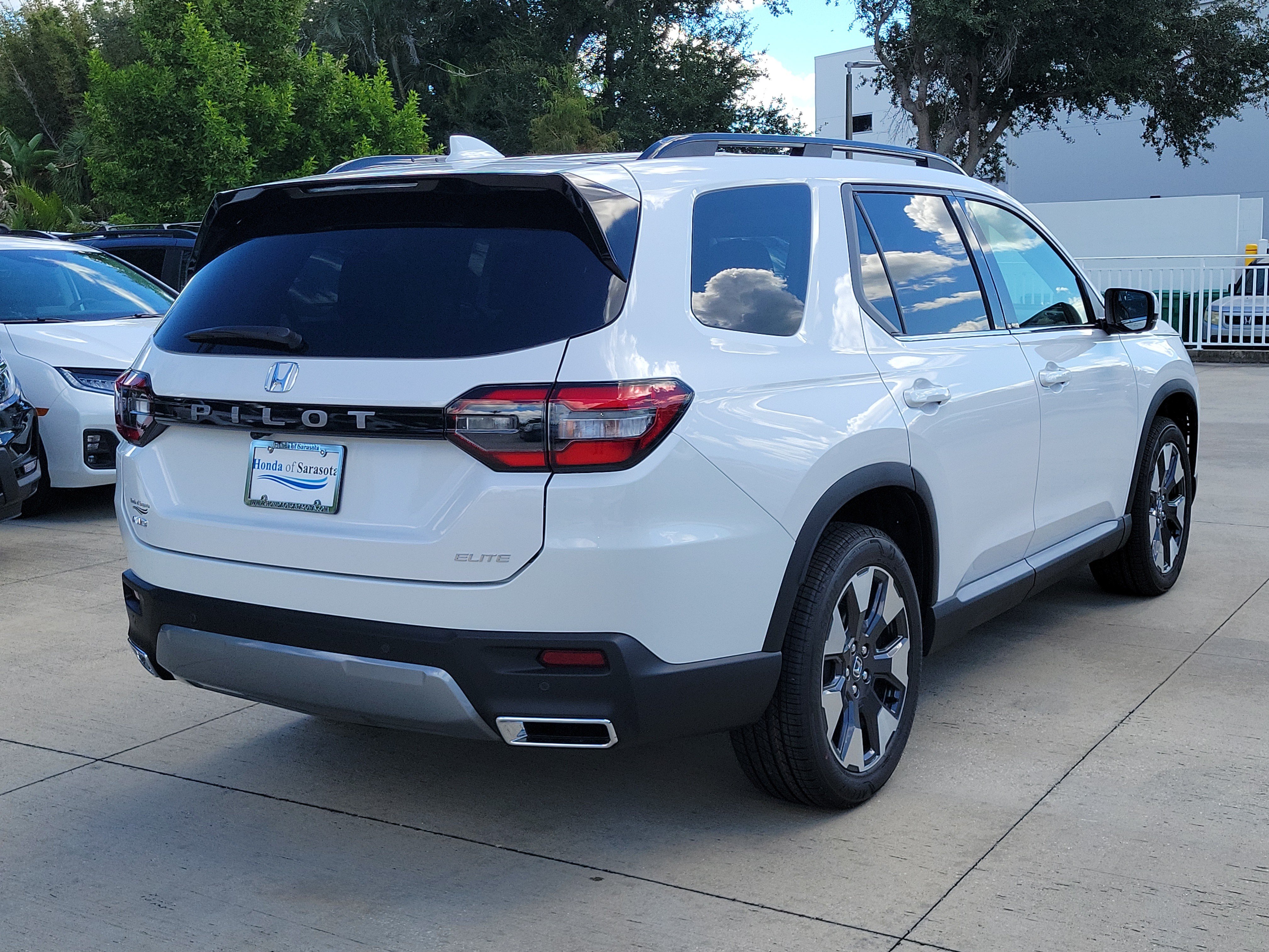 New 2026 Honda Pilot Elite image 8