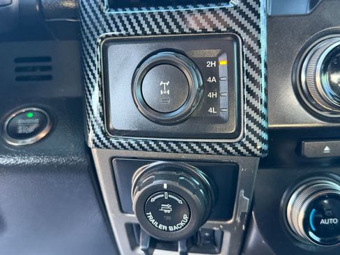 Used 2018 Ford F150 Raptor w/ Equipment Group 802A Luxury AWD/4WD image 29
