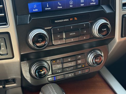 Used 2019 Ford F150 King Ranch AWD/4WD image 22