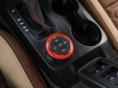 Used 2025 Ford Bronco Raptor AWD/4WD image 72