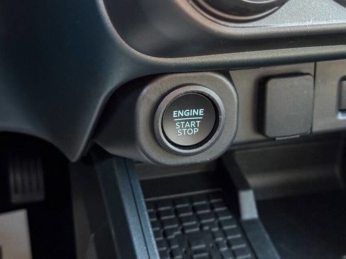 Used 2025 Ford Maverick Lariat AWD/4WD image 25