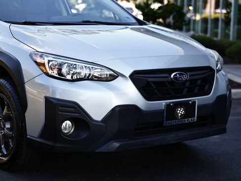 Used 2021 Subaru Crosstrek 2.5i Sport w/ Moonroof Package AWD/4WD image 2